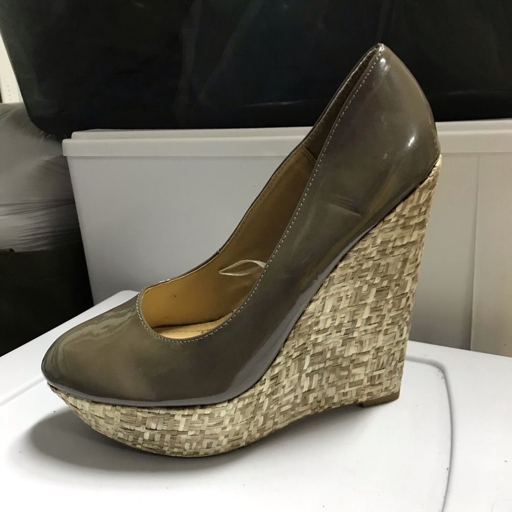 Platform light brown